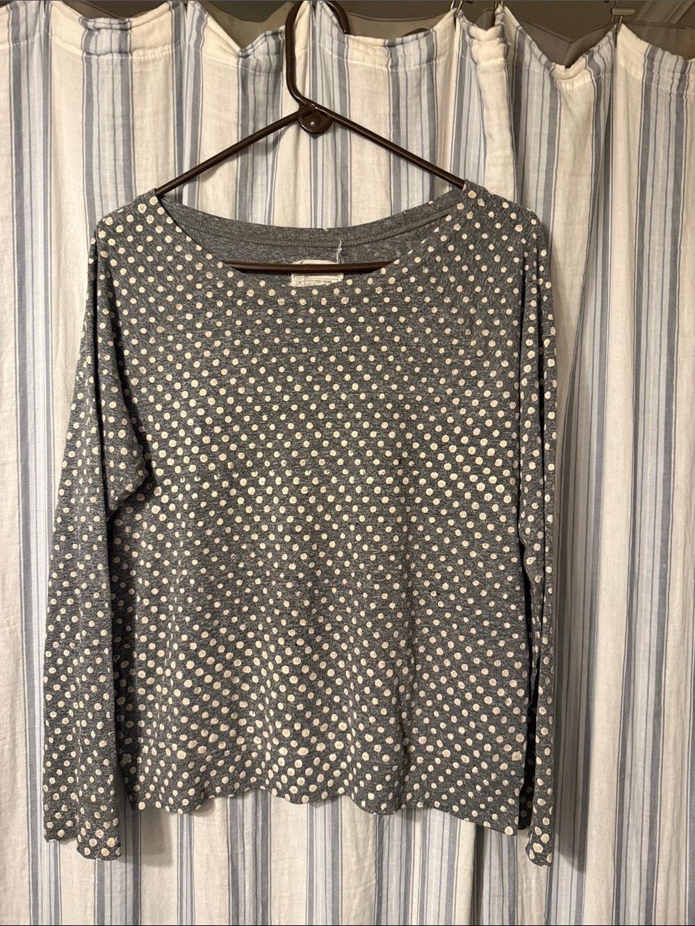 Current/Elliott Gray Long-Sleeve Top with Cream Polka Dots